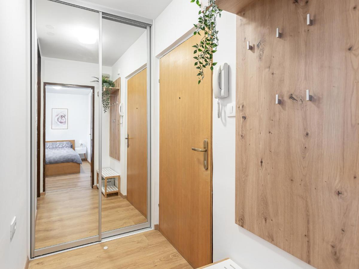 Apartma Vrtnica 5Th Floor Nova Gorica Exterior foto